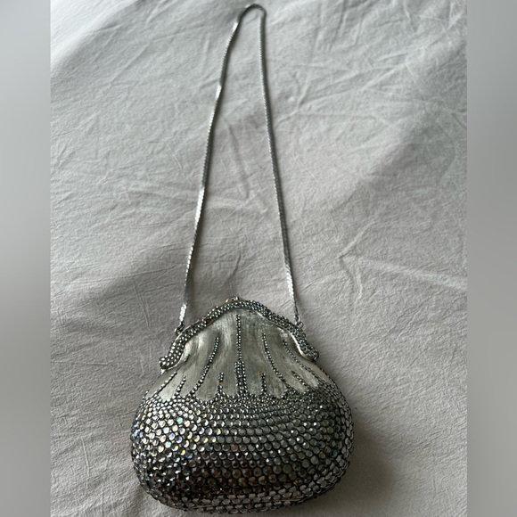 Judith Leiber Chatelaine Swarovski Crystals Minaudiere Clutch - Picture 1 of 5